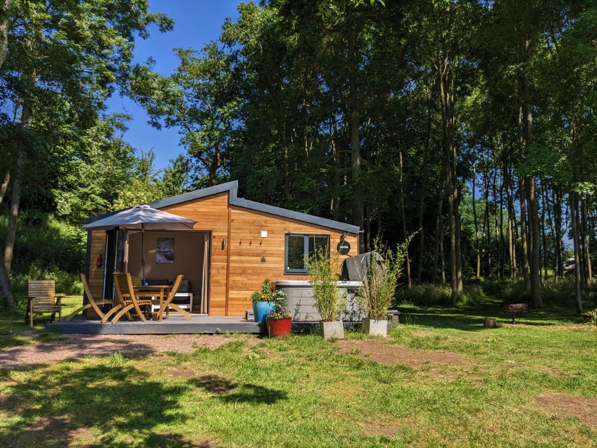 Riverside Cabins Shrewsbury Exterior foto